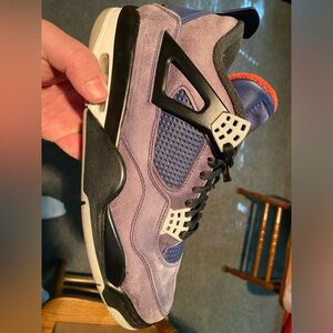 Worn a few times grate condition look at market